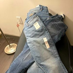 Levi signature jeans sizes W 34/33 L32